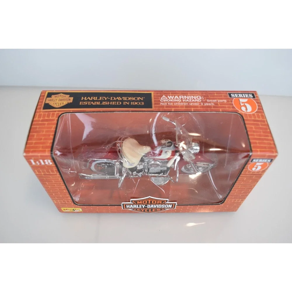 Harley Davidson Maisto 1962 FLH Duo Glide Diecast 1:18 in box